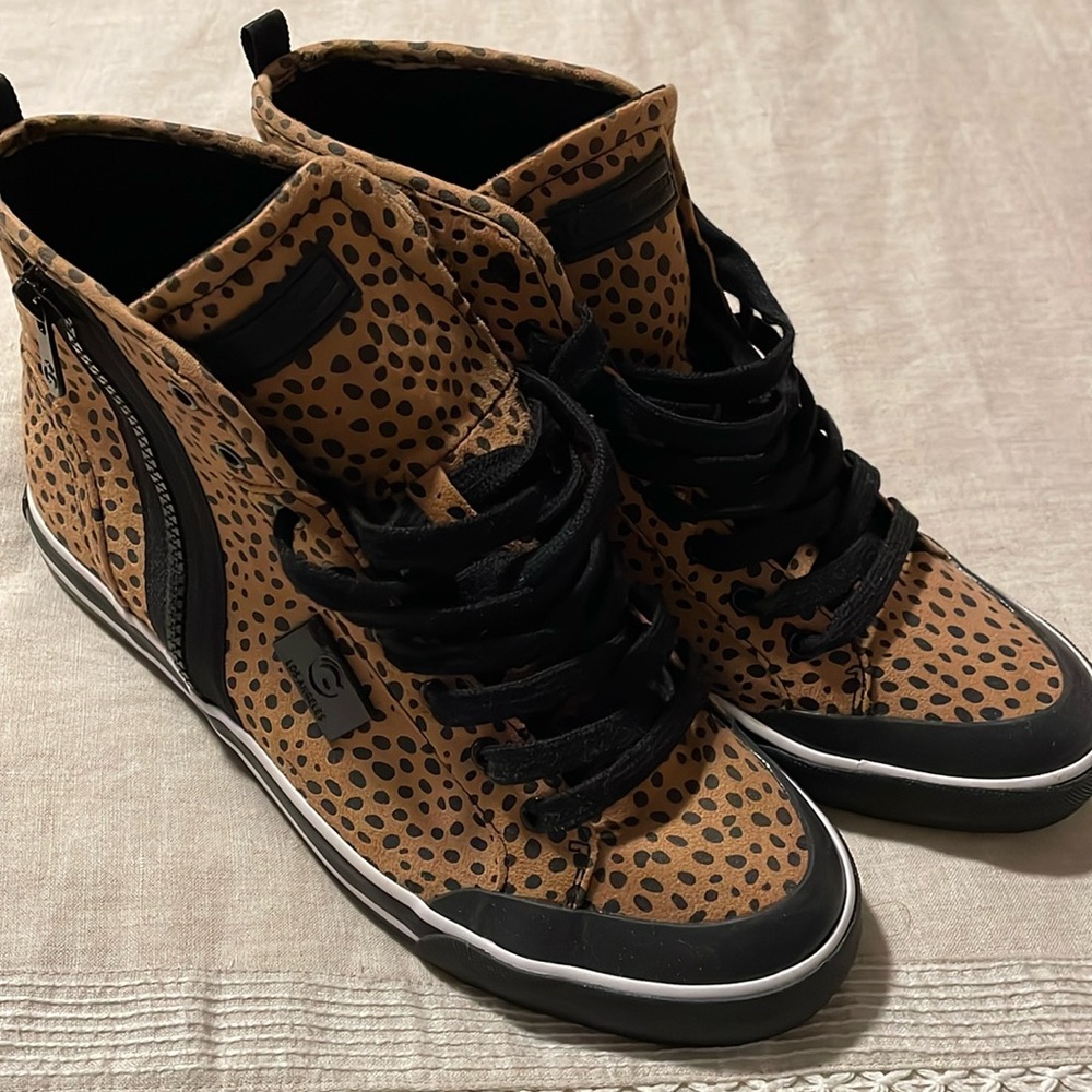 Guess Shoes - GBG Cheetah Guess Los Angeles Size 10